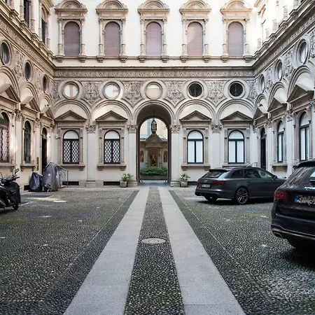 Breathtaking Castle View Youhosty - Quintino Sella Apartment *